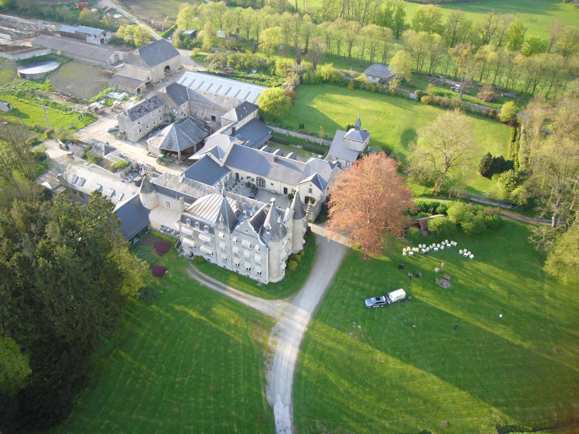 Chateau D'Hassonville Aye Esterno foto