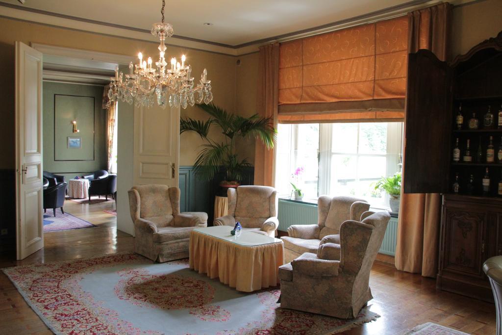 Chateau D'Hassonville Aye Esterno foto